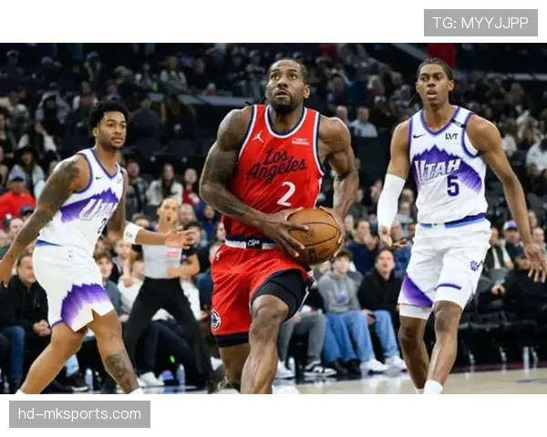 伦纳德连续51场得分20+刷新队史纪录，快船前锋稳定输出带队五连胜